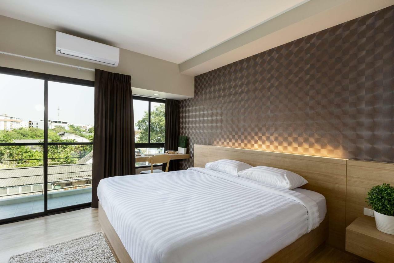 @S115 Residence Samut Prakan Exteriör bild