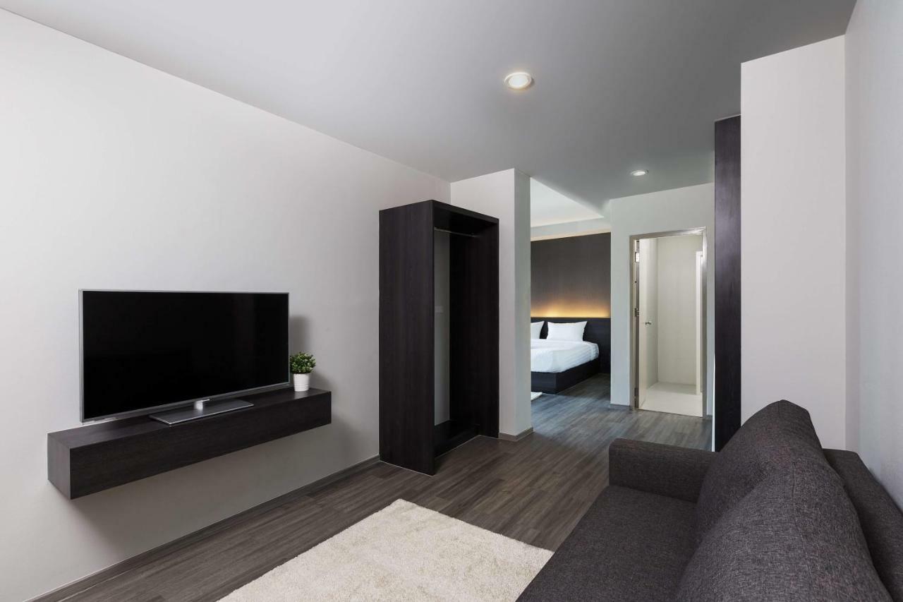 @S115 Residence Samut Prakan Exteriör bild